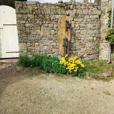 Elevage De La Hurie Saint-Nicolas-de-Pierrepont エクステリア 写真