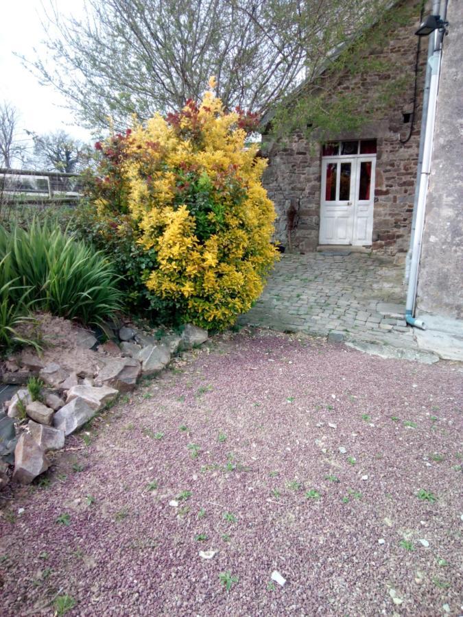 Elevage De La Hurie Saint-Nicolas-de-Pierrepont エクステリア 写真